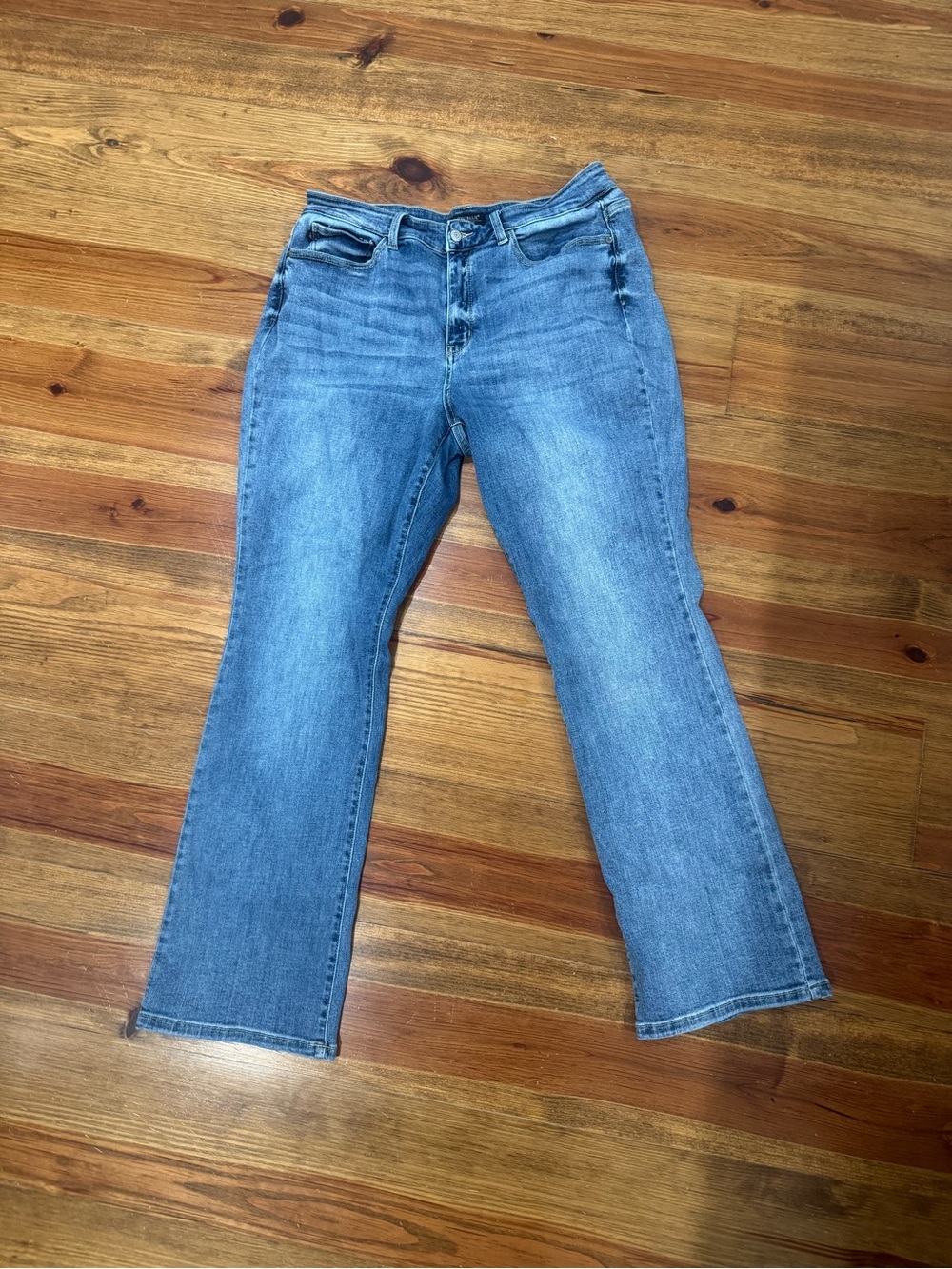 Judy Blue 18W Boot Cut Jeans